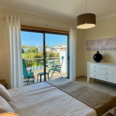 White By Check-in Portugal * 알부페이라